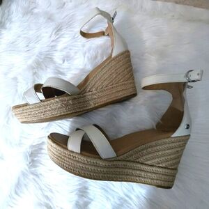 Women's UGG Ezrah Espadrille Wedge Sandal, White, Perfect for Summer US Size 10